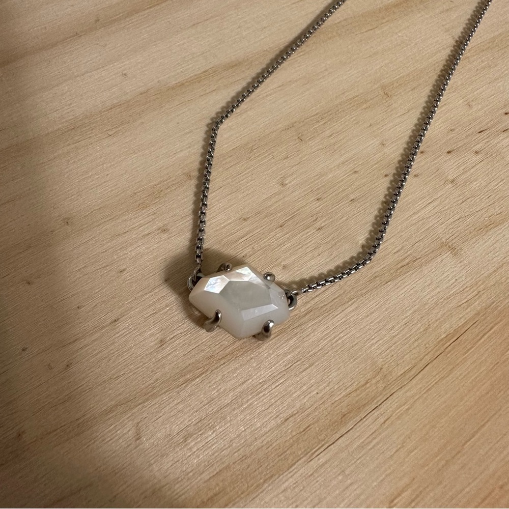 Kendra Scott Necklace